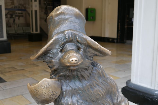 Private Tour: Paddington Taxi Tour of Filming Locations