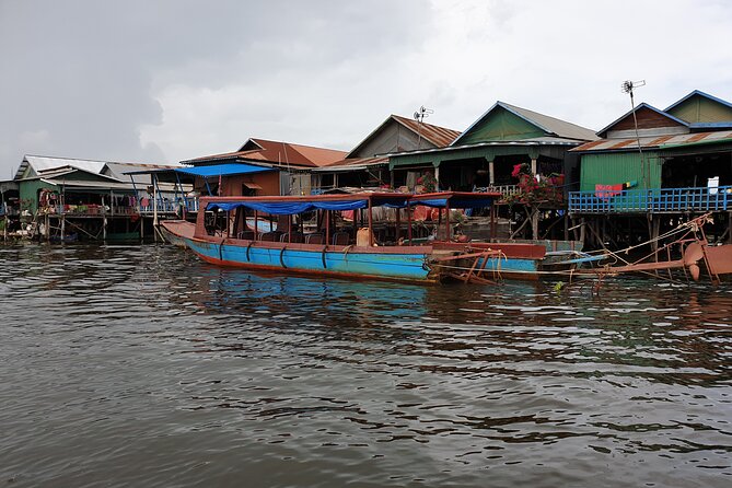 Private Tour to Beng Mealea, Banteay Srei and Floating Village