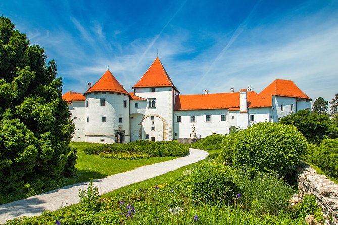 Private Tour to Varazdin and Trakoscan Castle