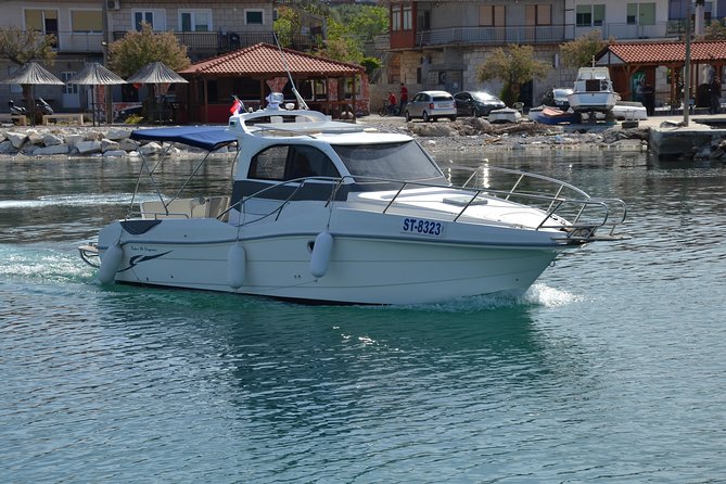 Private Tour(Hvar Town, Pakleni Islands and Solta Island Tour)