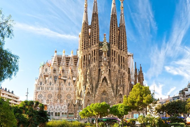 Private Transfer Barcelona Airport BCN to Barcelona by Luxury Van