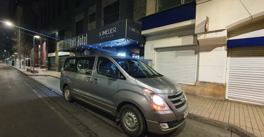 Private Transfer Between Santiago and the Airport - Service Highlights