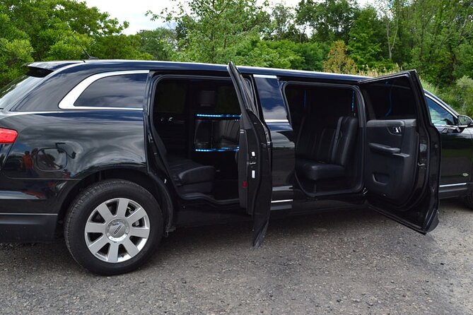 Private Transfer From Atlantic City to Atlantic City Airport ACY by Limousine