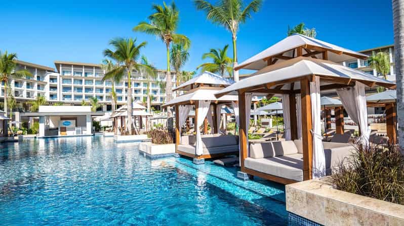 Private Transfer From Hyatt Zilara to SDQ