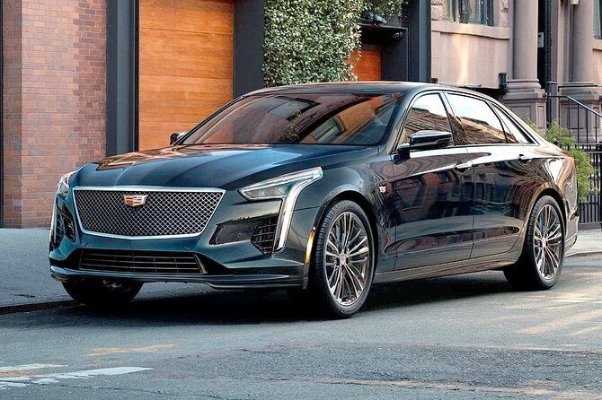 Private Transfer From Phoenix to Sky Harbor Airport PHX in Business Car