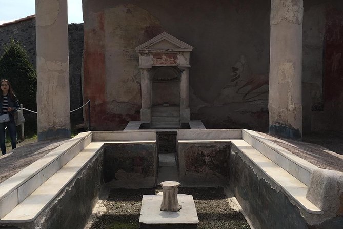 Private Transfer From ROME to SORRENTO With 3 Hours Stopover in Pompeii