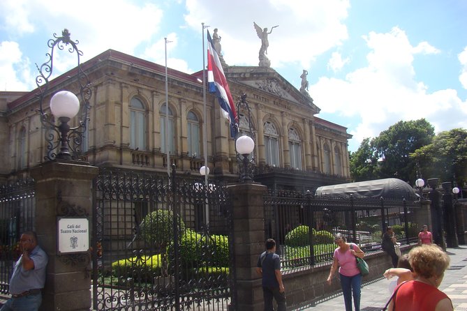 Private Transfer From San Jose Downtown to Liberia Airport