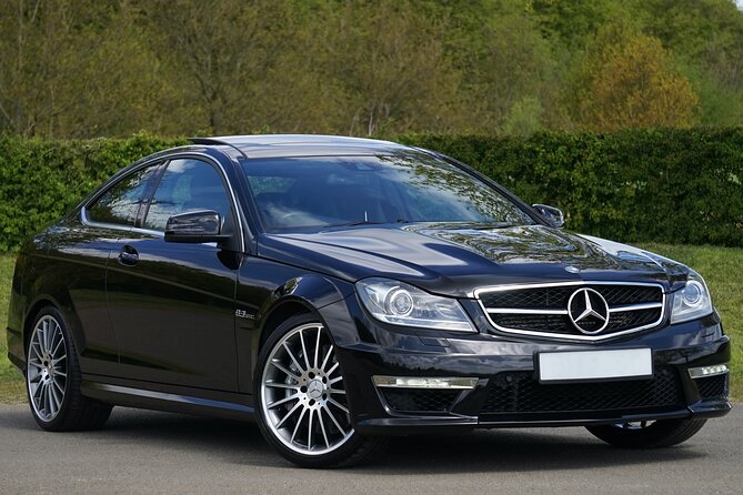 Private Transfer From/To Seville To/From Malaga & Stop in Cordoba