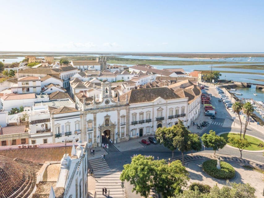 Private Transfer From Vilamoura to Lisbon