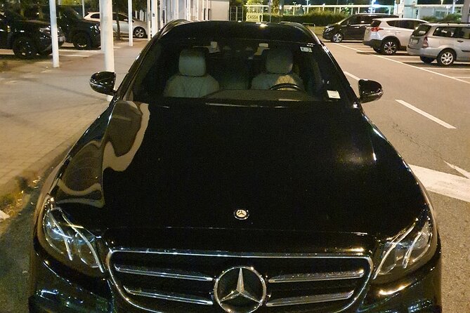 Private Transfer From Willemstad Port to Willemstad Airport (Cur)