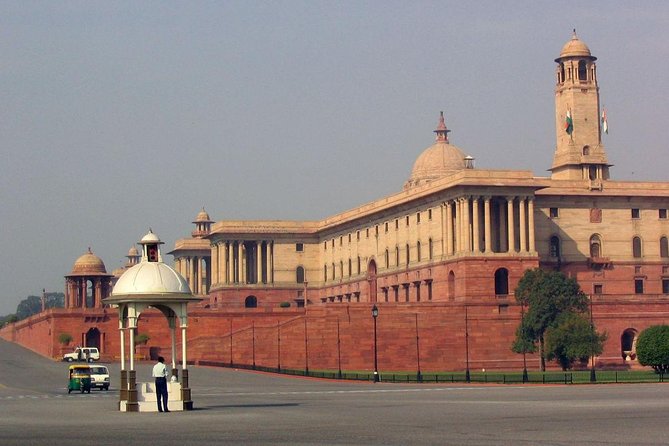 Private Transfer Jaipur to Delhi Private Airconditioned Vehicle
