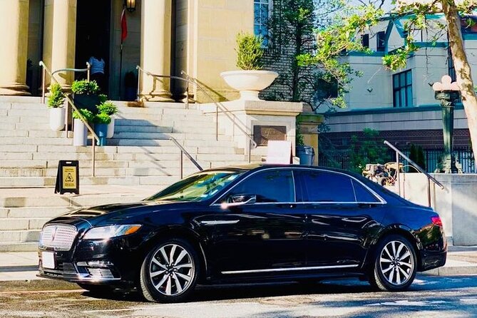 Private Transfer to or From Dulles Airport IAD to Washington DC