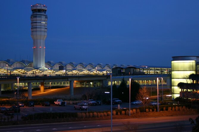Private Transfer to or From Leesburg and Ronald Reagan Airport - Service Overview