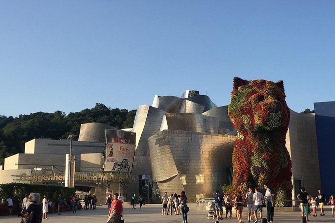 Private Transfer Tour San Sebastian to Bilbao Along the Basque Coast - Exploring Playa De Zarautz