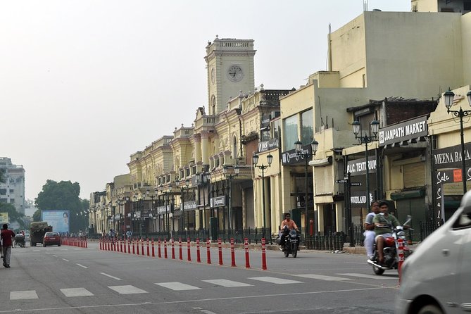 Private Victoria Walk in Lucknow: Review