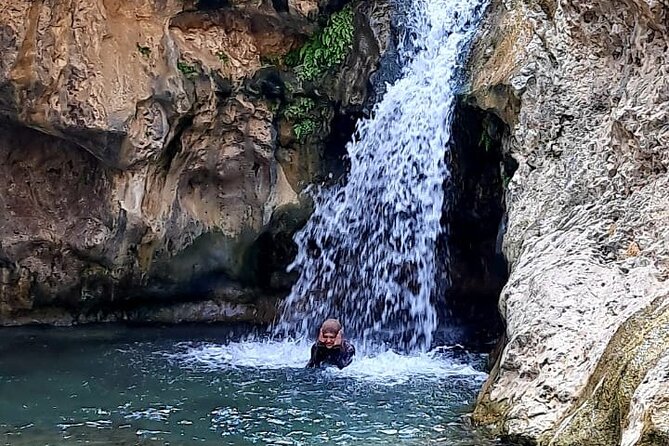 Private Wadi Tiwi - Bimmah Sinkhole - White Sand Beach - Full Day Tour - Tour Overview