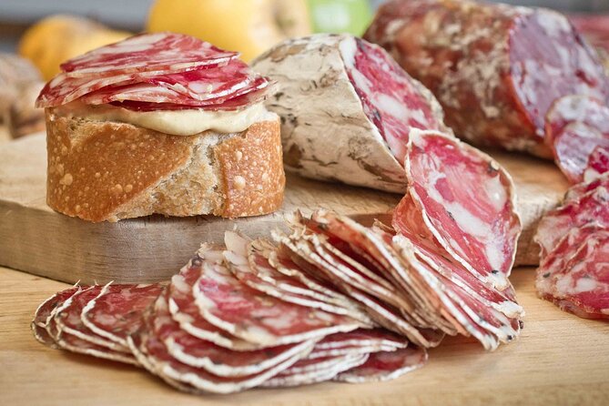 Private Walking Food Tour in Annecy