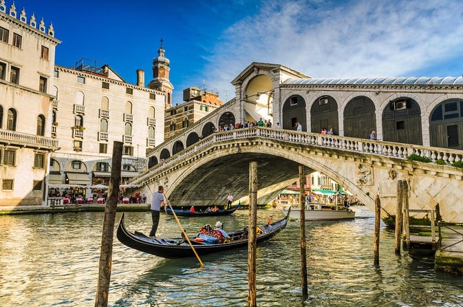 Private Walking Tour 3 Hours, to Celebrate Lgbtq+ Women in Venice