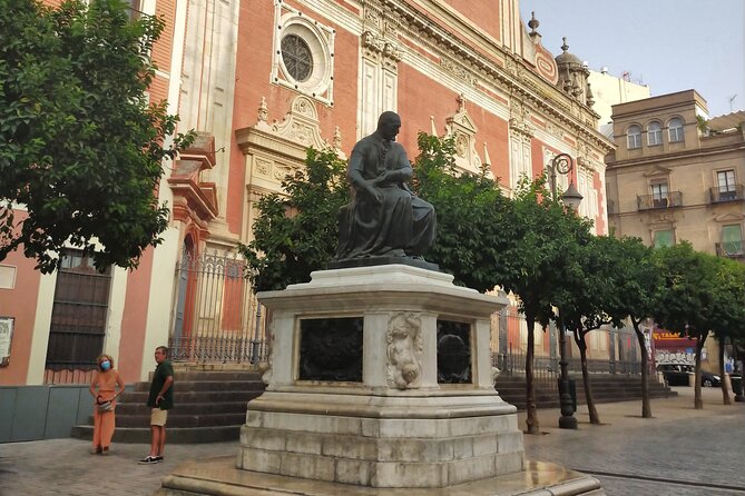 Private Walking Tour Through Seville All Exterior