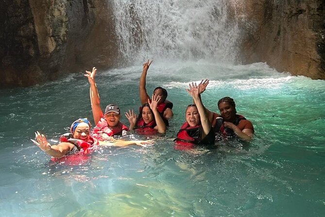 Private Waterfall Tour and River Hike in La Leona Waterfall - Tour Overview