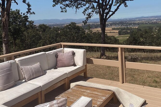 Private Wine Tour for 1-5 People in Oregon