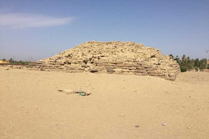 Privet Tour Giza Pyramids ,Sphinx and Saqqara