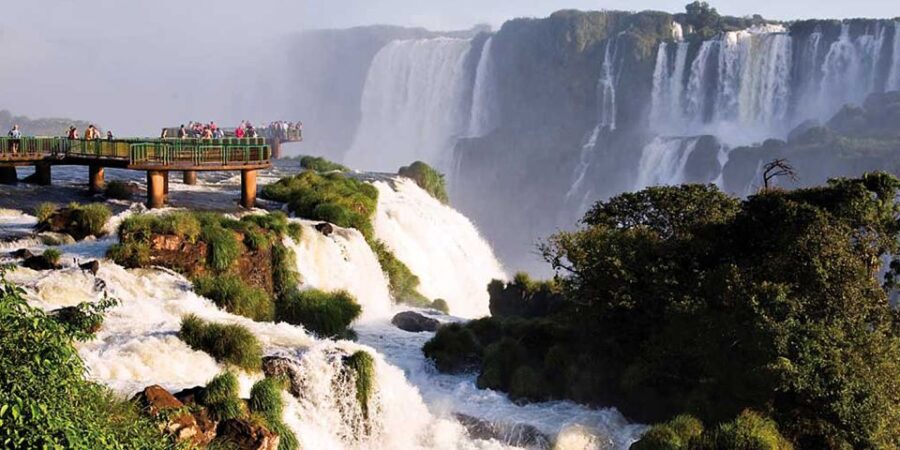 Puerto Iguazu: Iguaza Falls Brazilian Side & Bird Park Tour - Tour Overview