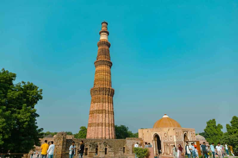 Qutub Minar Complex Half Day Guided Tour