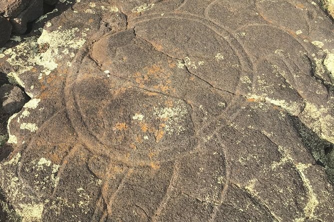 R1-NORTH COAST of RAPA NUI (Non-Cruise Visitors)