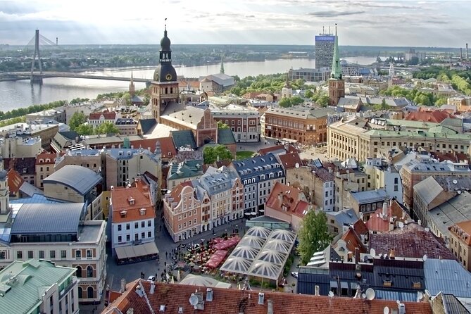 Riga to Vilnius - Sightseeing Transfer - Pickup and Drop-off Details
