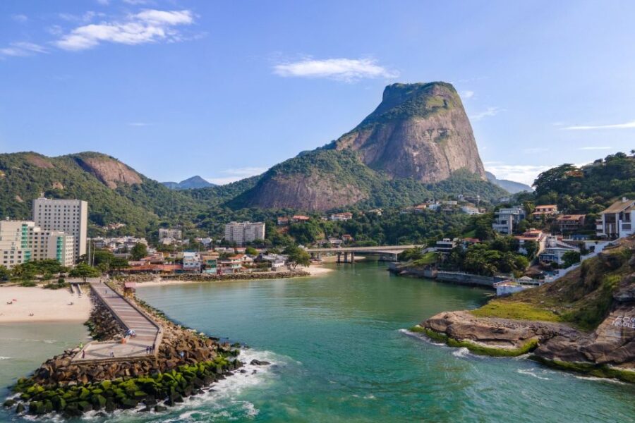 Rio De Janeiro: Boat Tour and Towed Buoy to Gigoia Island