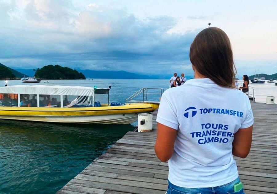 Rio De Janeiro: Shared Transfer to Vila Abraão (Ilha Grande)