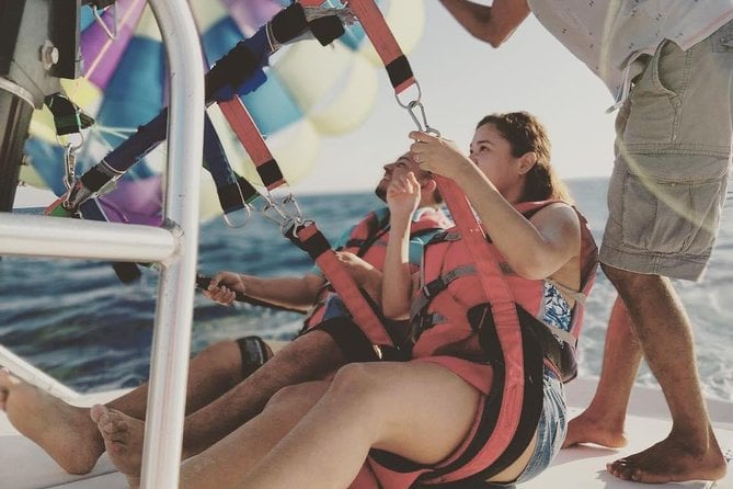 Roatan Parasailing Tour