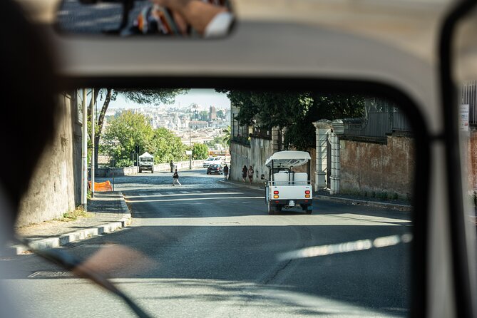 Rome Tuk-Tuk Tour With Hidden Gems