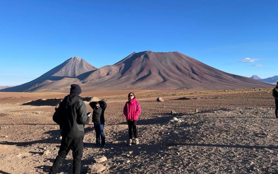 San Pedro De Atacama: 4-Day Uyuni Salt Flats Tour - Tour Overview and Pricing