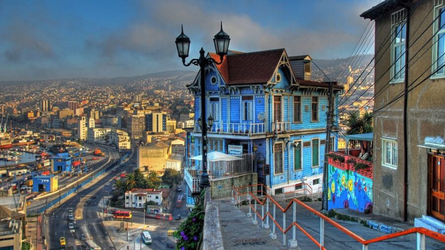 Santiago: Private Full-Day Valparaiso and Viña Del Mar Tour
