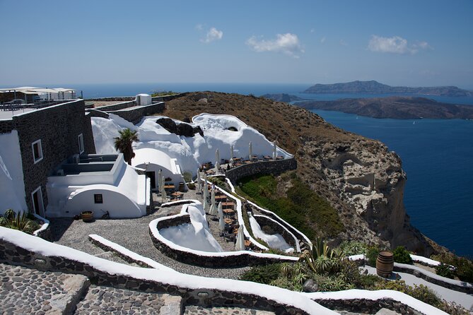 Santorini Car Tour With a Local