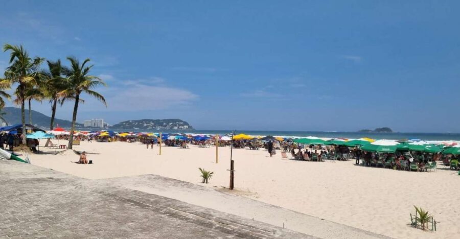 Santos & Guaruja: 8 Hour Beach Tour Starting in Sao Paulo