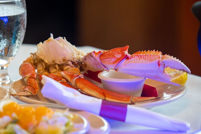 Saxman Totem Park and Dungeness Crab Feast Private Tour - Tour Overview
