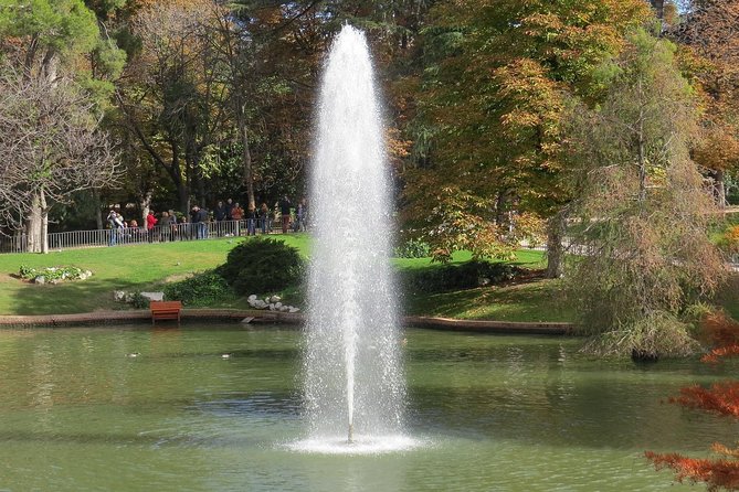Secrets of Retiro Park in Madrid - 2 Hours Tour - Tour Overview and Highlights