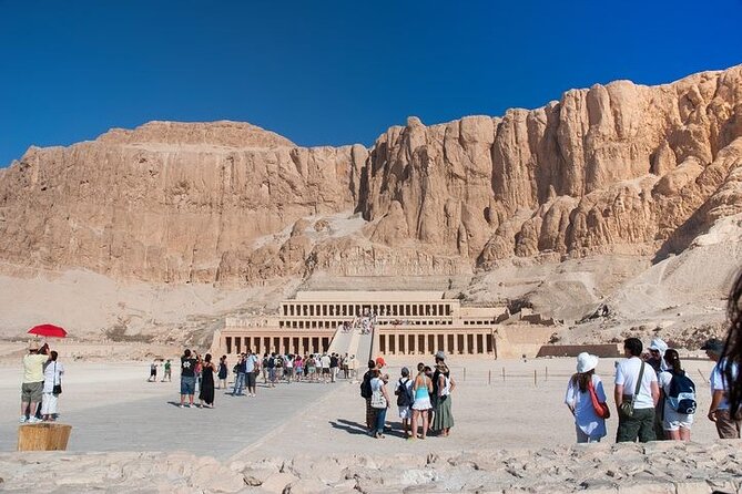 See the Valley of the Kings & More: Shared Tour (All-Inclusive)