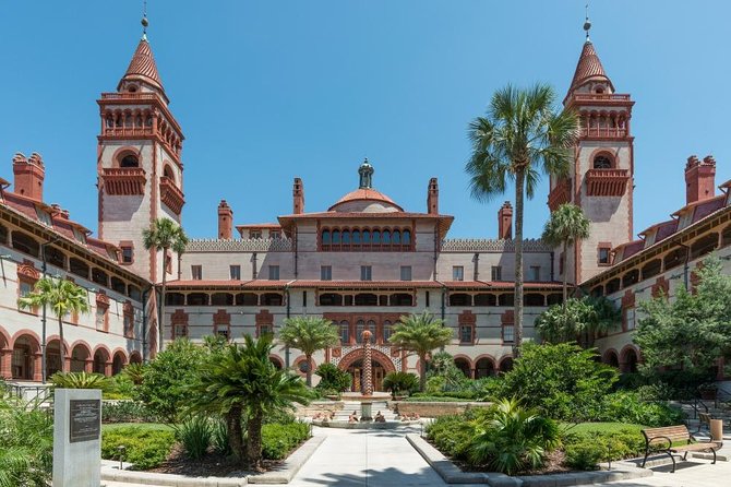 Self-Guided Scavenger Hunt: The Pretty Ancient City - Explore the Historic City
