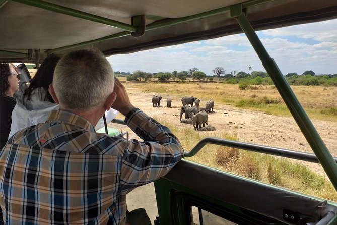 Serengeti Tour – 7days/6 Nights (4 Stars Accommodations) - Tour Overview