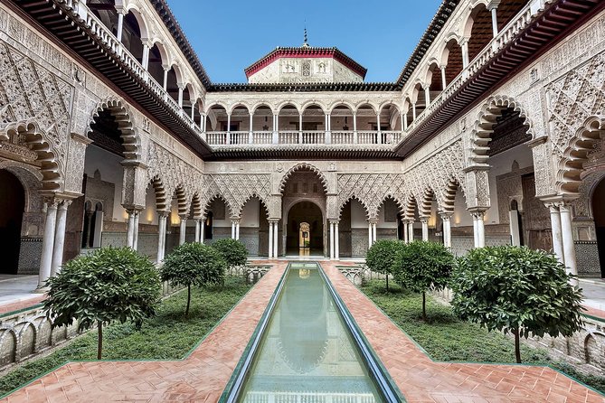 Seville Private Walking Tour With Skip the Line Tickets to Cathedral and Alcazar