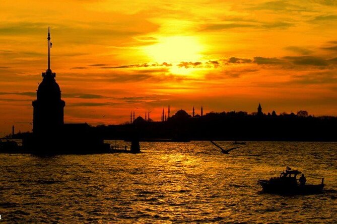 Short Guided Bosphorus Sunset Cruise