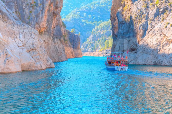 Side Green Canyon Boat Tour With Soft Drinks and Lunch - Tour Overview