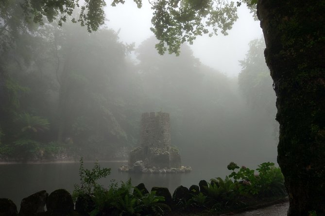 Sintra Encantada Private Tour – Village Palace and Pena Palace