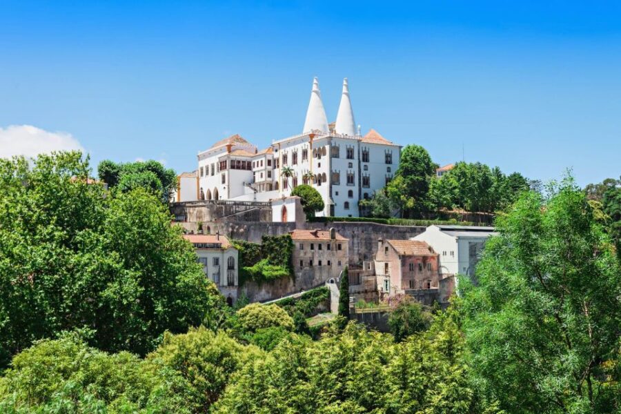 Sintra: National Sintra Palace Ticket & Optional Audio Guide