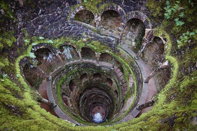Sintra Private Tour With Pena Palace and Quinta Da Regaleira