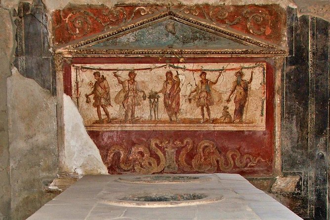 Skip the Line Full Day Tour of Pompeii Through the Ancient Domus